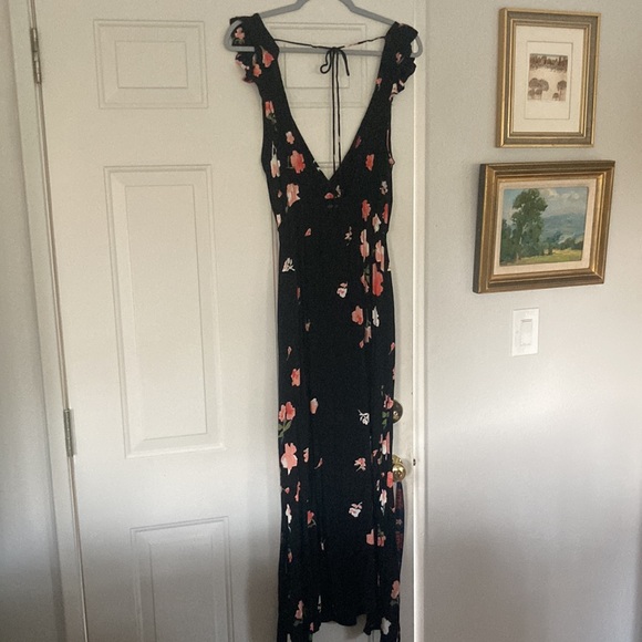 Like new! Billabong floral maxi black summer dress size Large - Picture 3 of 5